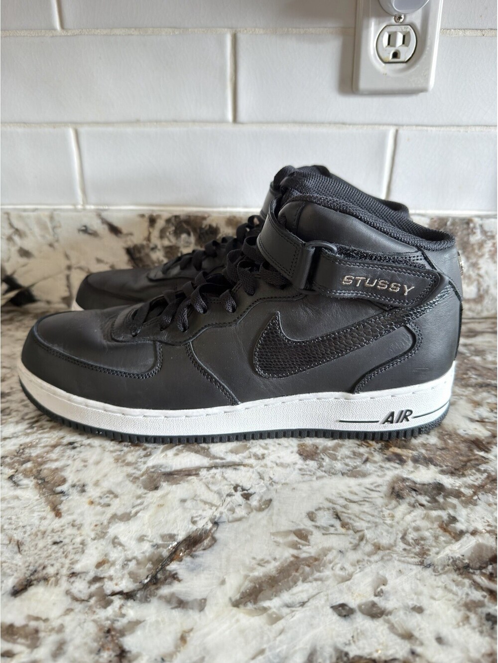 NIKE AIR FORCE 1 ‘07 MID STUSSY SNAKESKIN AF1 MENS SZ 11.5 DJ7840 001 Worn Twice